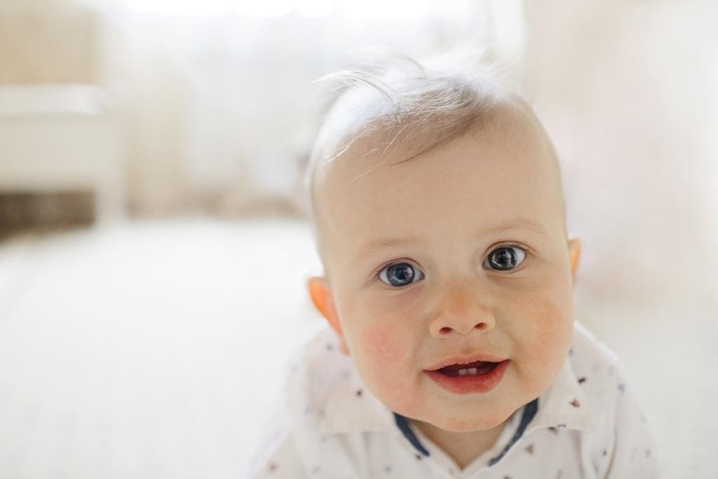 cosmetic dental clinic | Smiling baby.